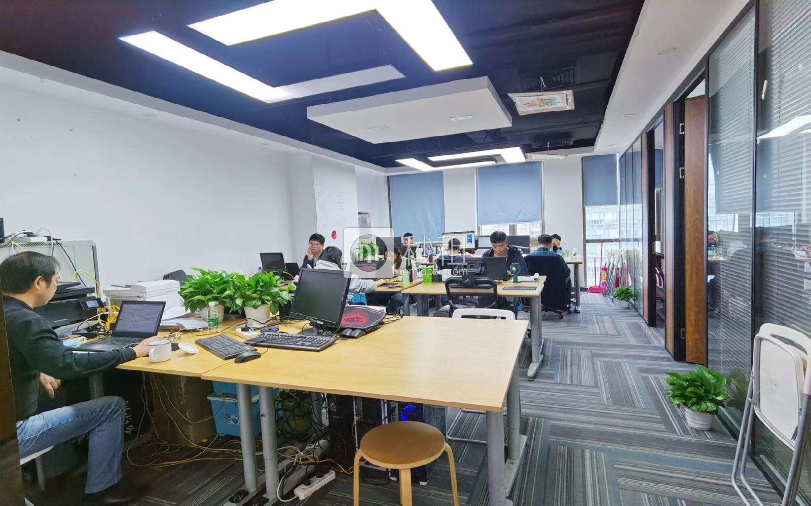 深圳金融科技大厦写字楼出租239平米精装办公室78元/m².月