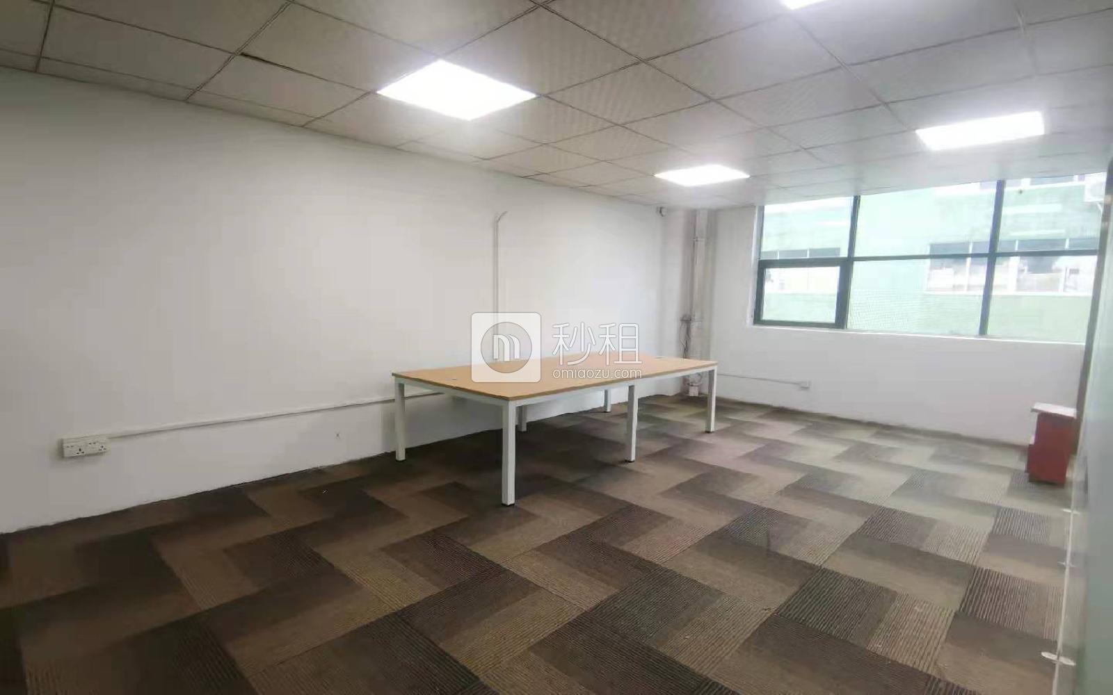 兴龙富创客园写字楼出租450平米精装办公室50元/m².月