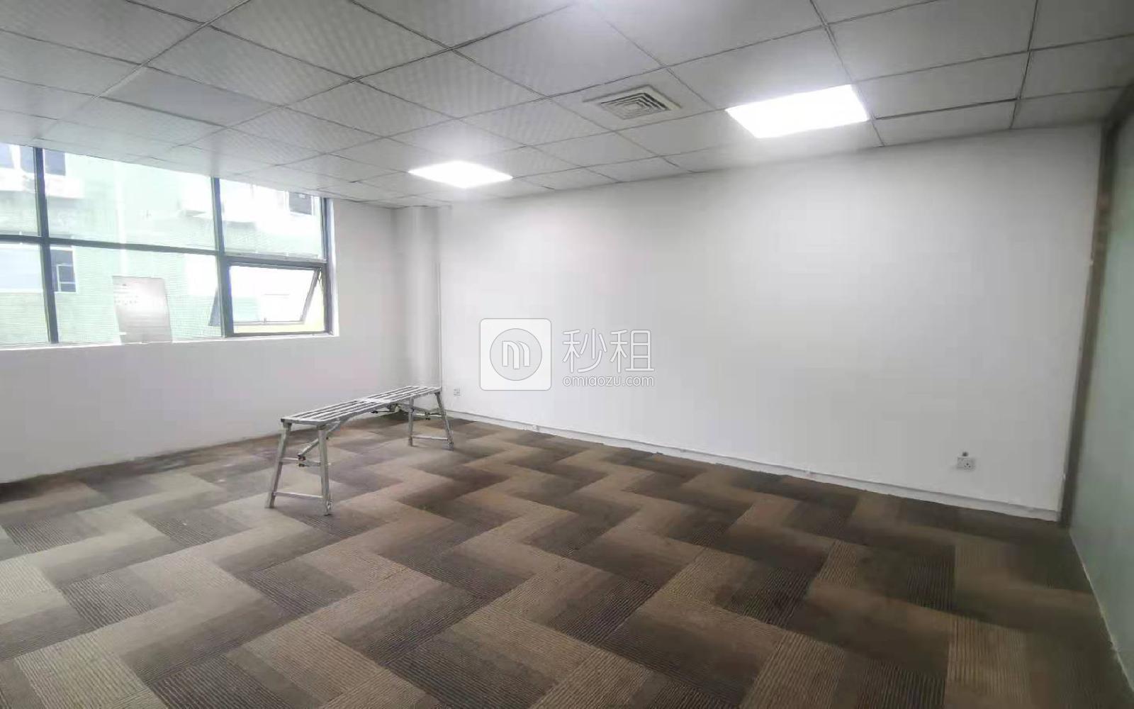 兴龙富创客园写字楼出租450平米精装办公室50元/m².月