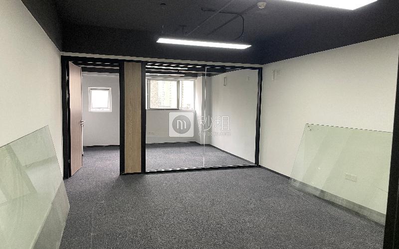 坂田国际中心写字楼出租60平米精装办公室75元/m².月