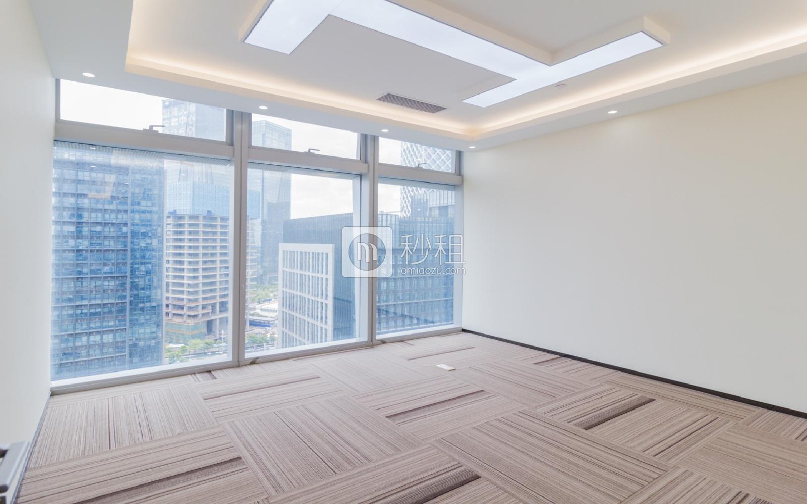 易尚中心写字楼出租243平米精装办公室130元/m².月