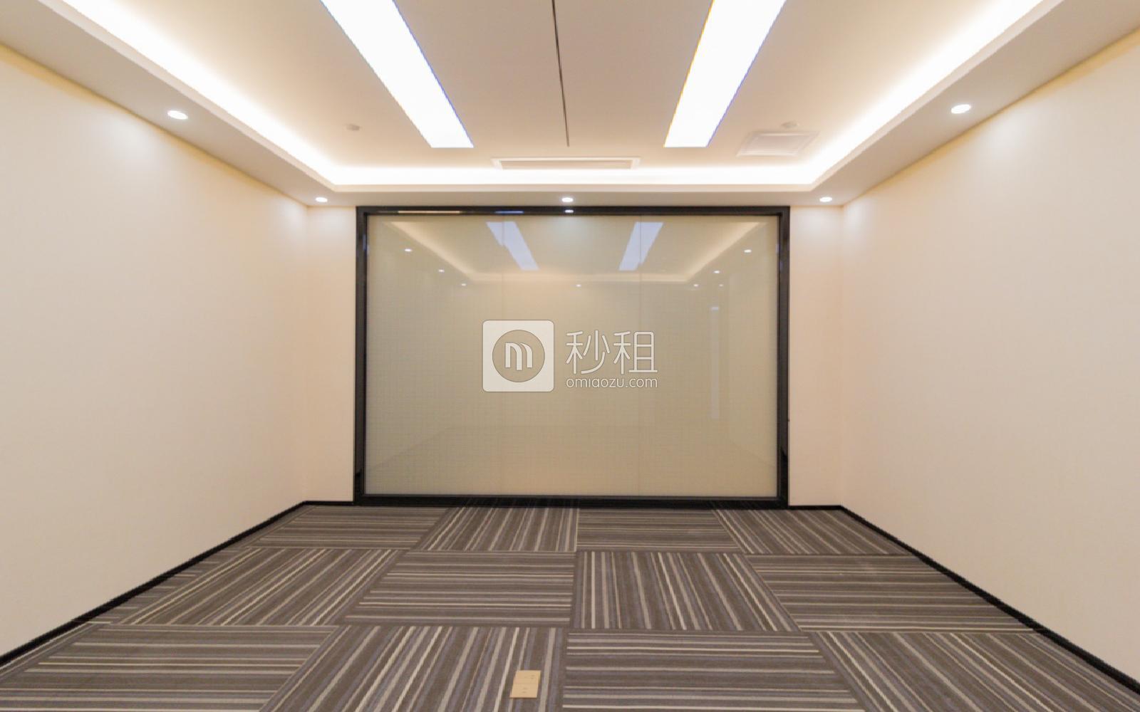 易尚中心写字楼出租486平米精装办公室120元/m².月