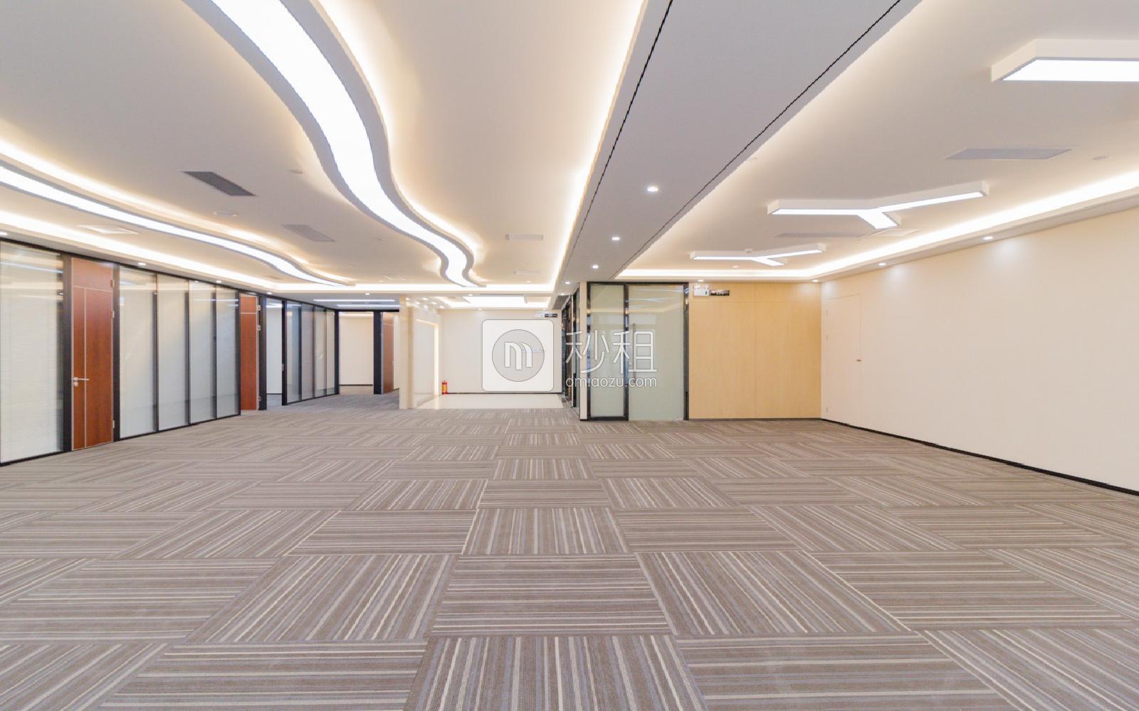 易尚中心写字楼出租486平米精装办公室120元/m².月