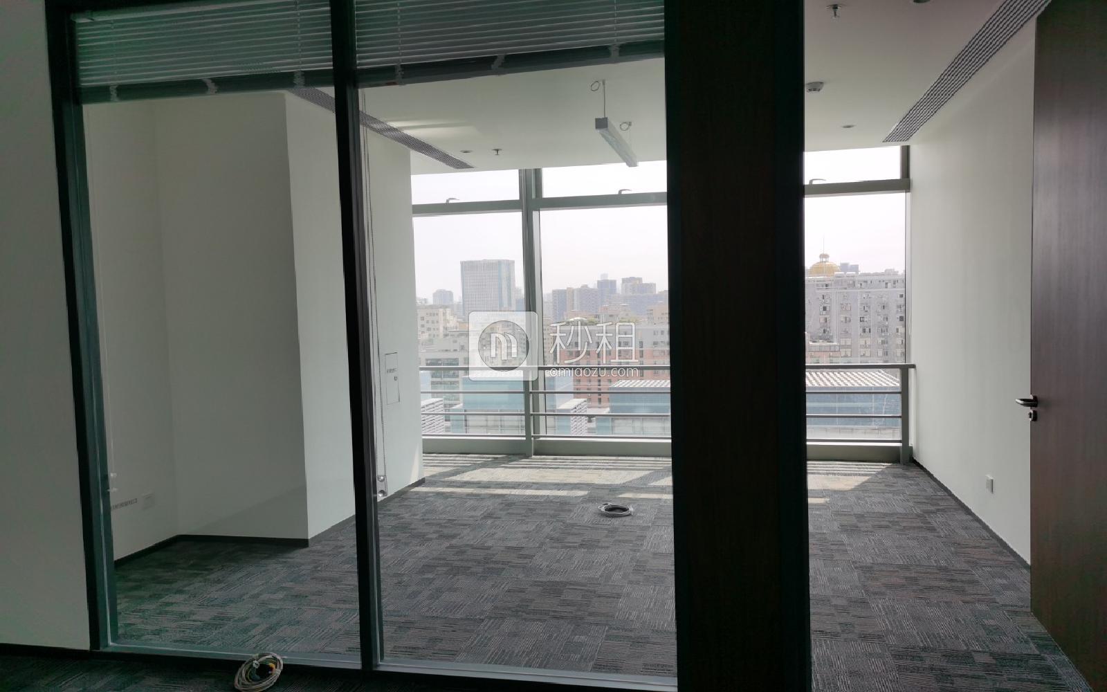 QCC前城中心写字楼出租261平米精装办公室160元/m².月