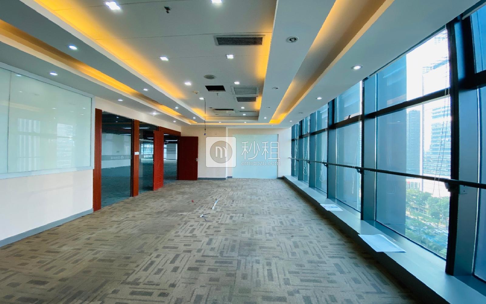 康佳研发大厦写字楼出租999.6平米精装办公室135元/m².月