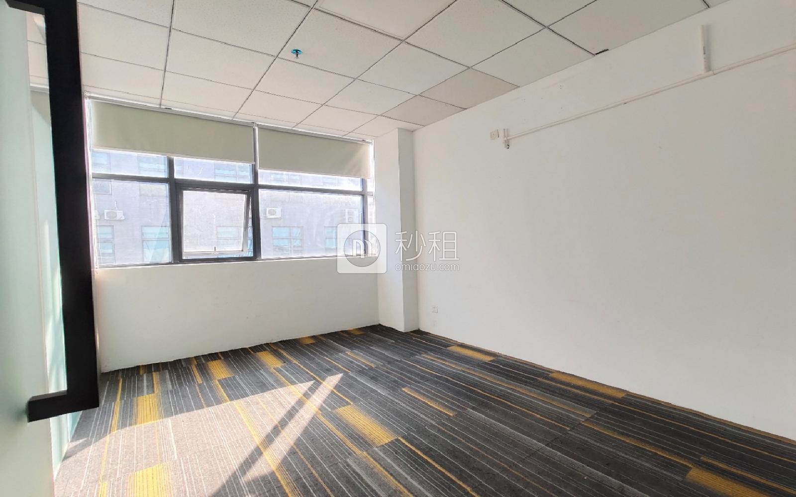 鼎元宏易大厦写字楼出租148平米精装办公室60元/m².月