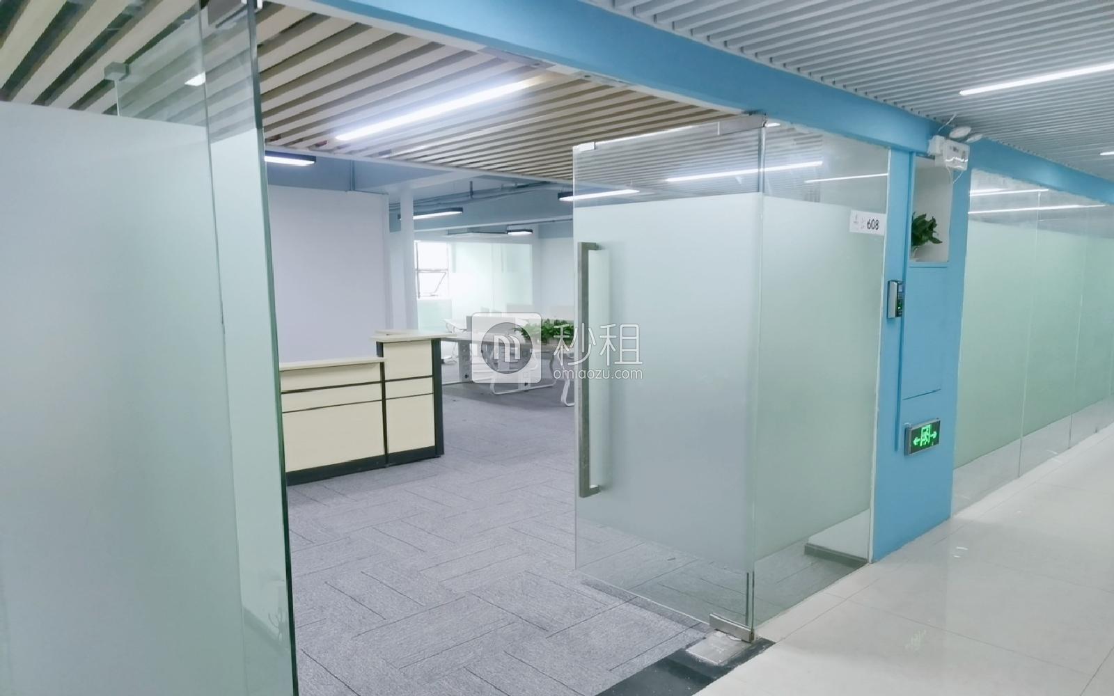 南山云谷创新产业园（二期）写字楼出租306平米精装办公室65元/m².月