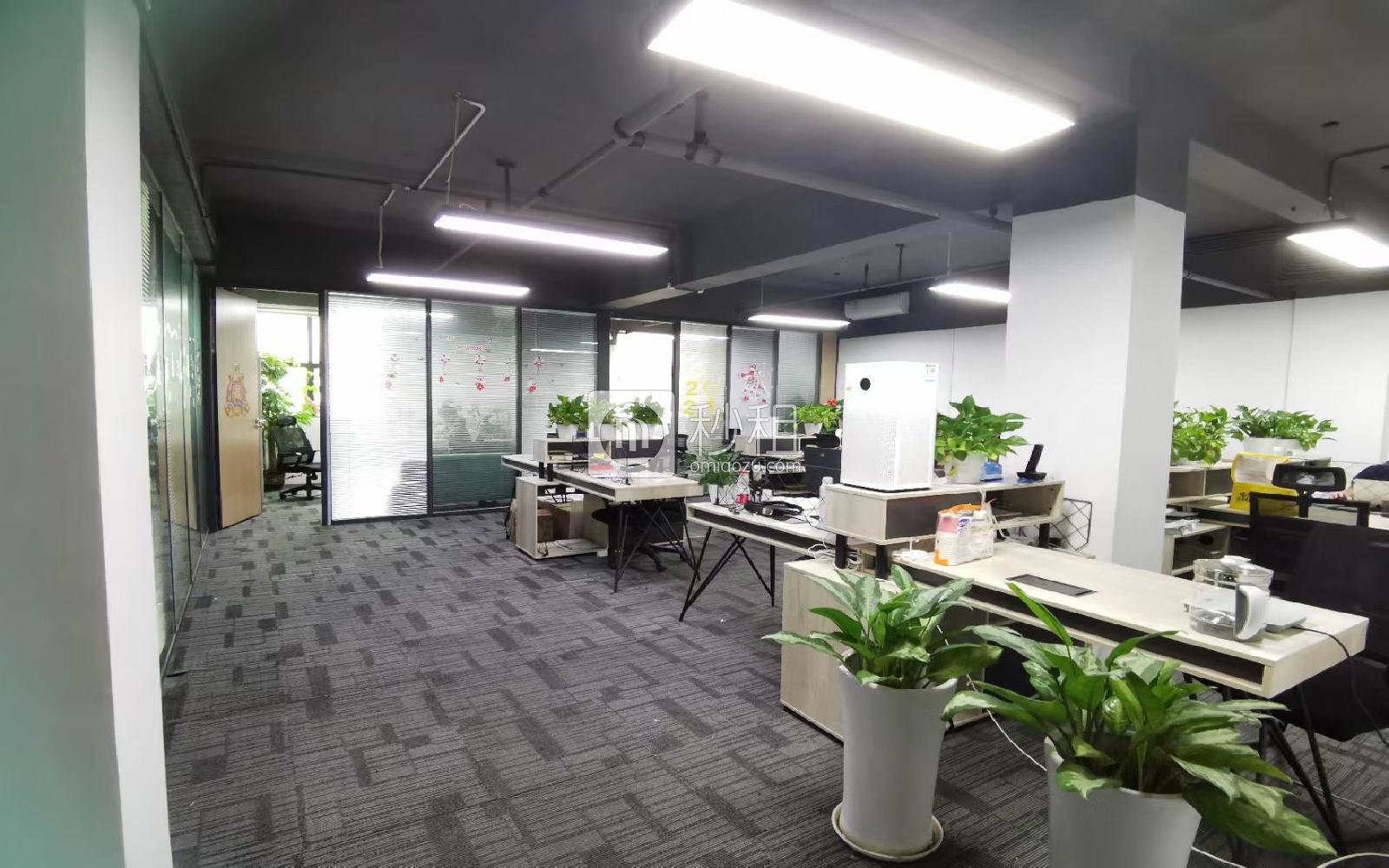 南山云谷创新产业园（二期）写字楼出租230平米精装办公室60元/m².月