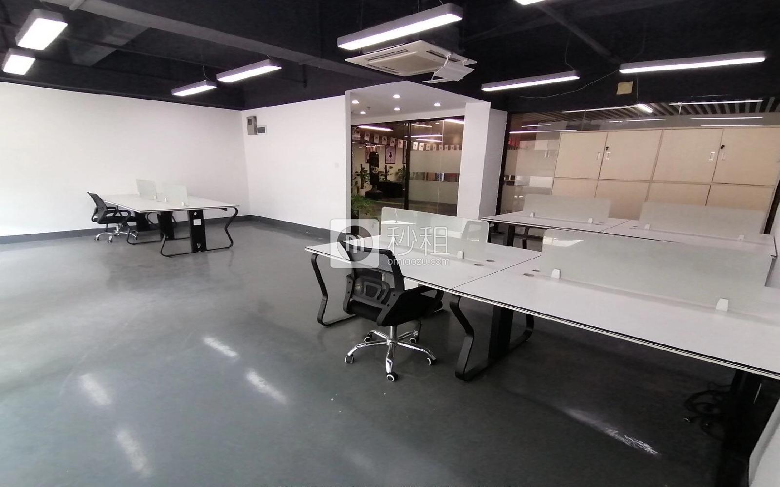 16号孵化器写字楼出租233平米精装办公室45元/m².月