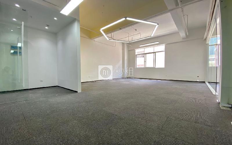 U创大厦写字楼出租170平米精装办公室72元/m².月