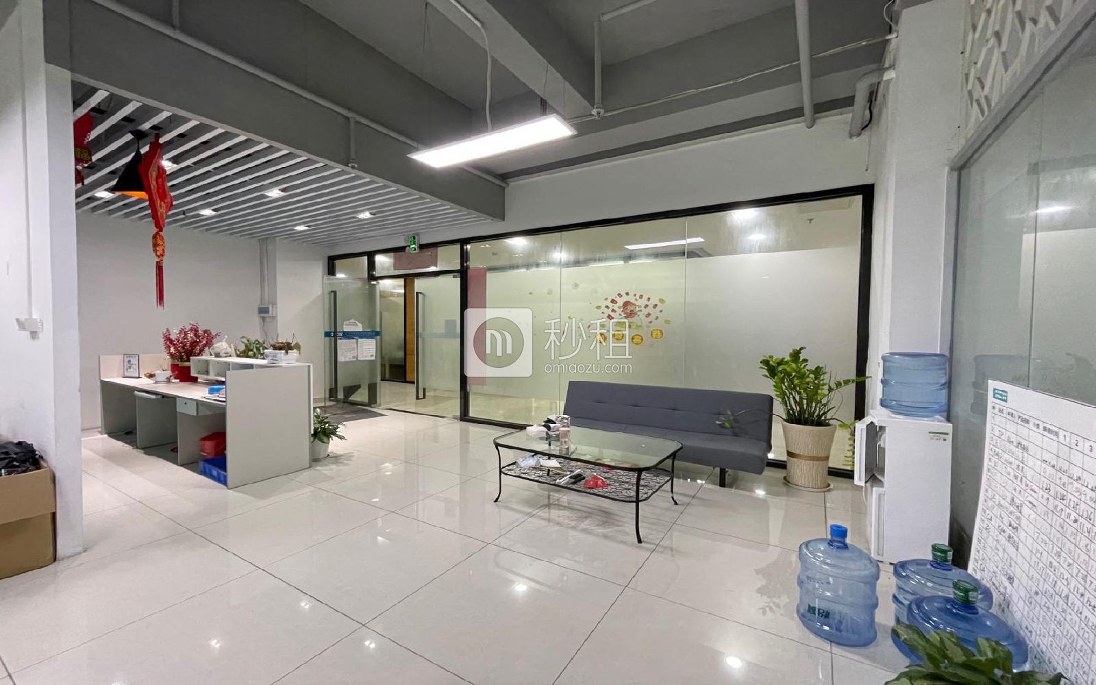 南山云谷创新产业园（一期）写字楼出租838平米精装办公室65元/m².月