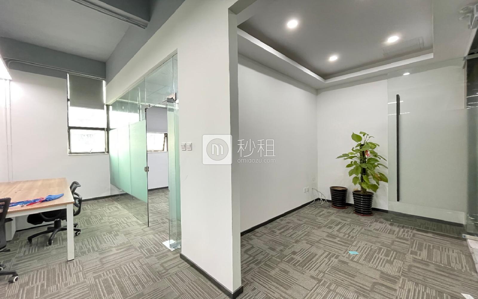 南山云谷创新产业园（二期）写字楼出租729平米精装办公室75元/m².月