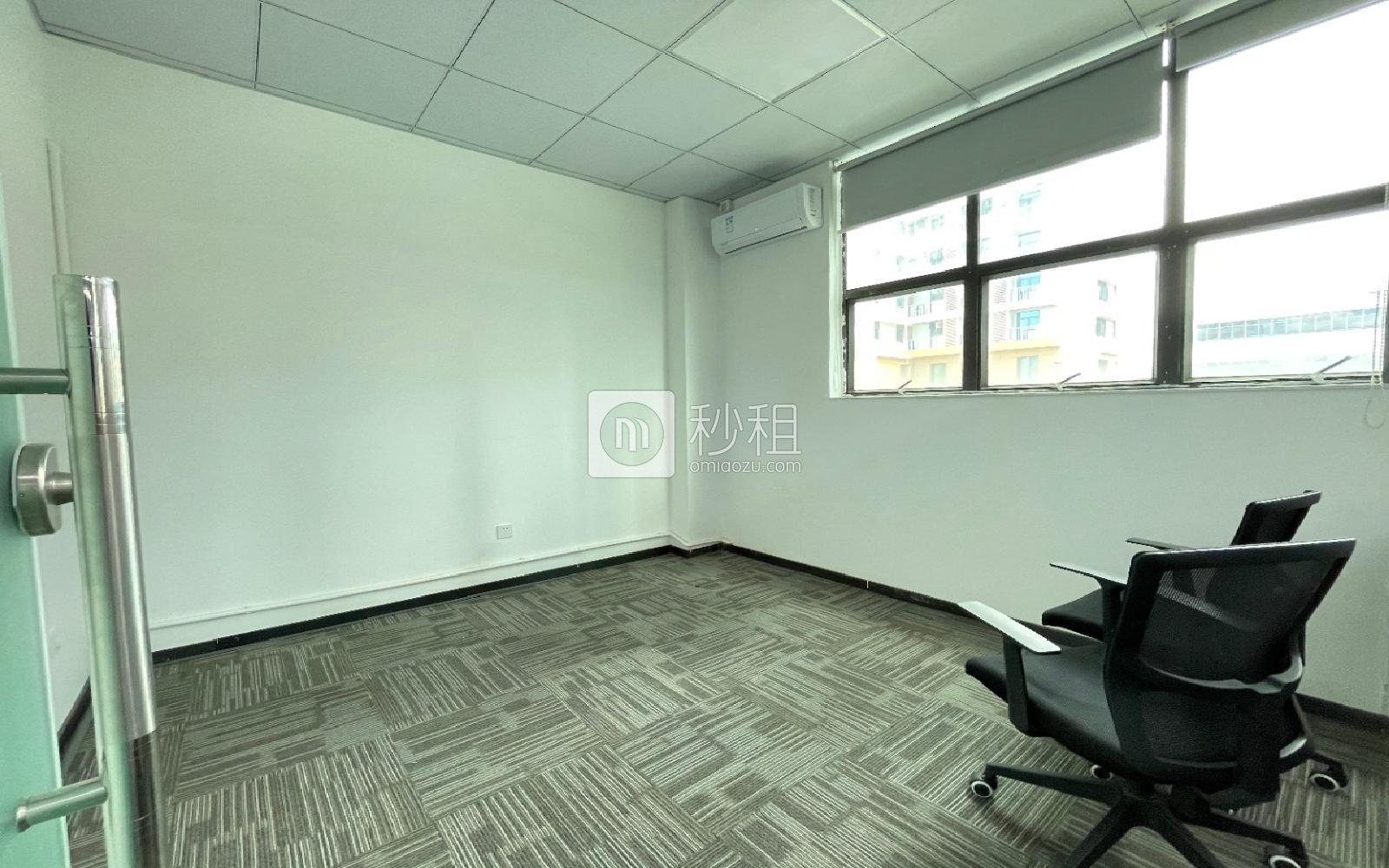 南山云谷创新产业园（二期）写字楼出租729平米精装办公室75元/m².月
