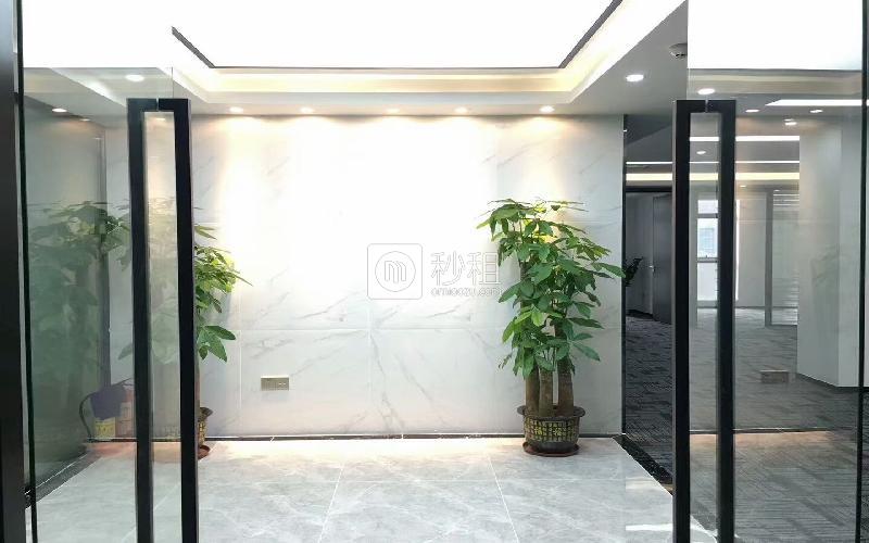 清华紫光信息港写字楼出租390平米豪装办公室50元/m².月