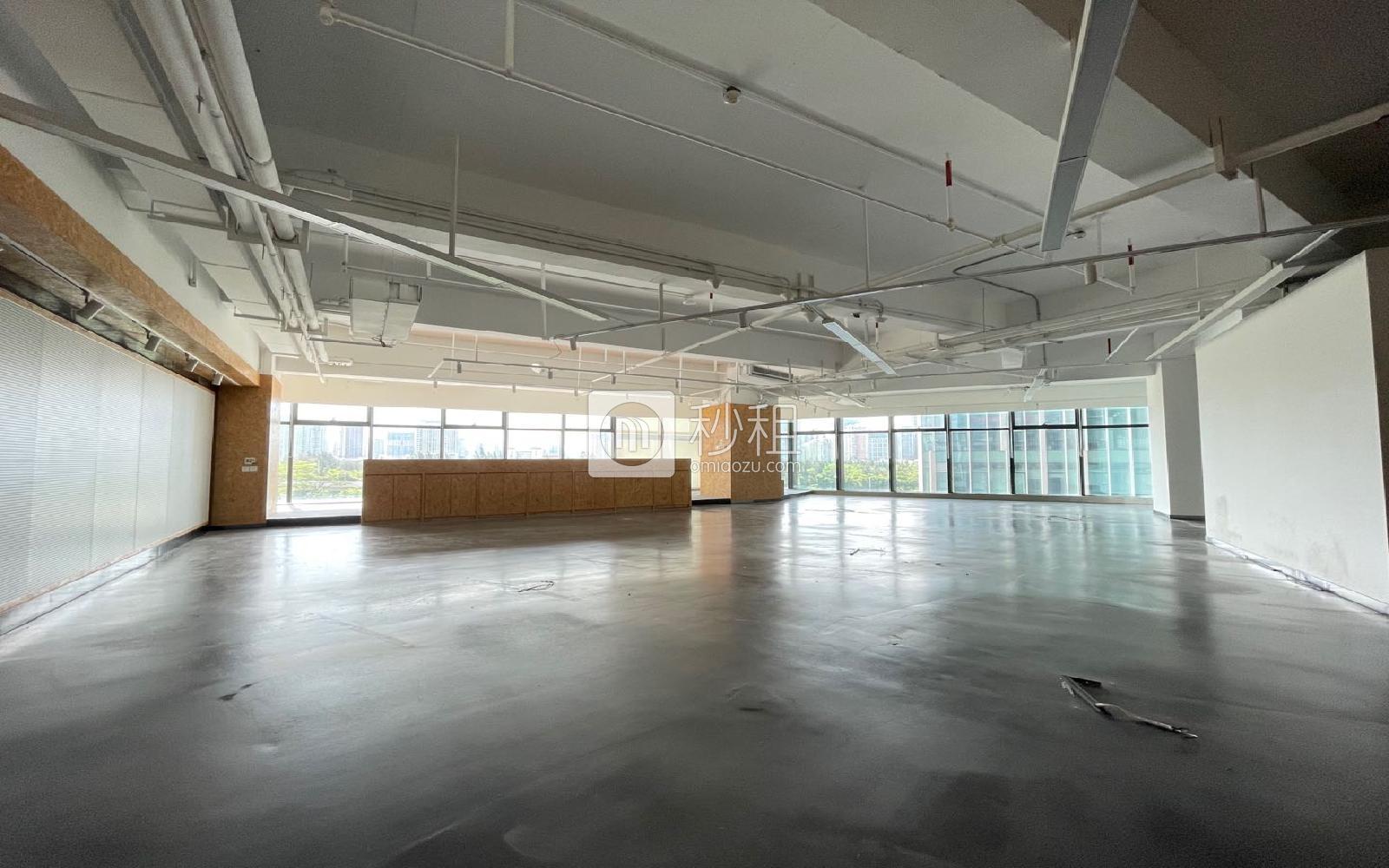 康佳研发大厦写字楼出租942平米精装办公室130元/m².月