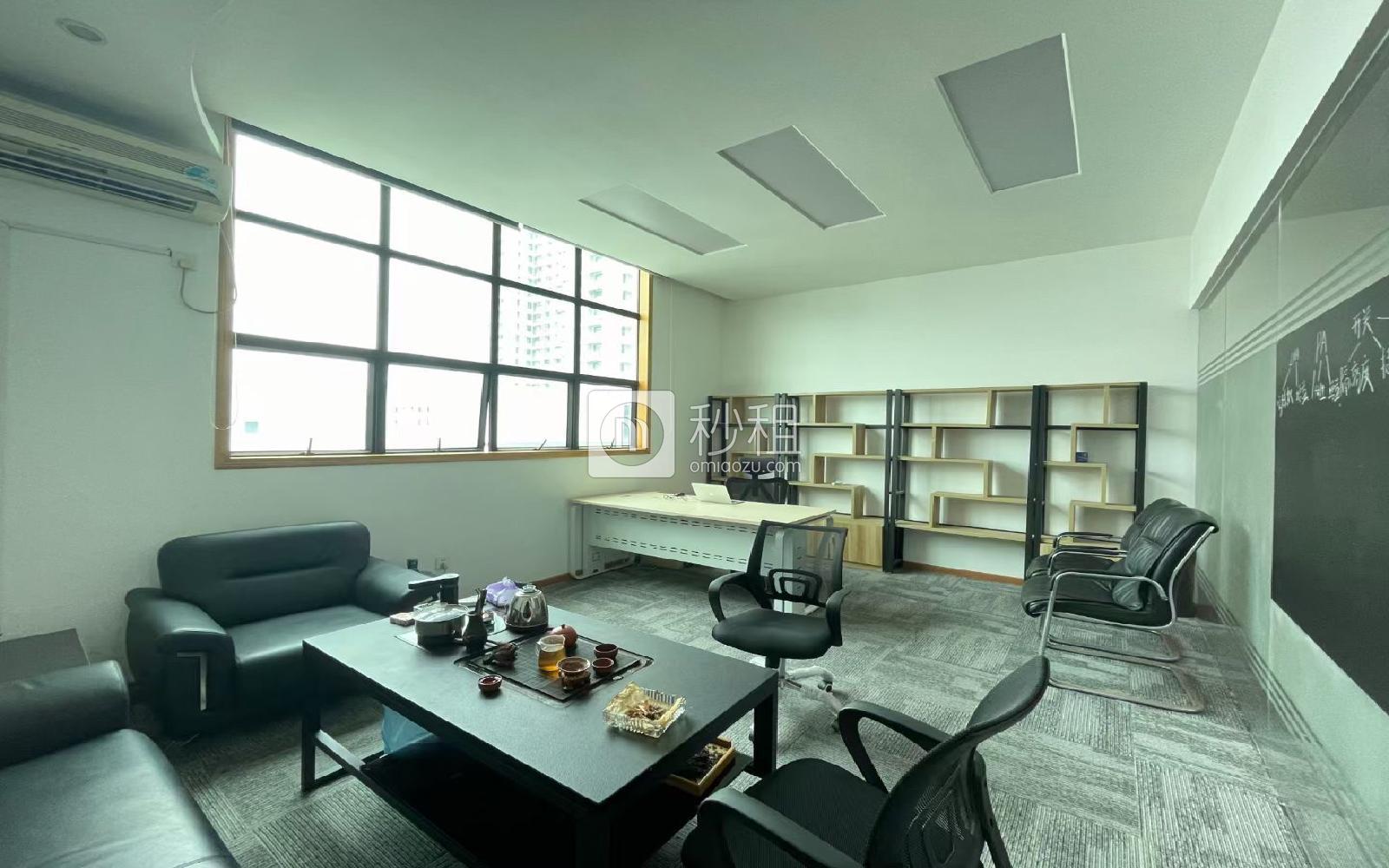 南山云谷创新产业园（二期）写字楼出租138平米精装办公室70元/m².月
