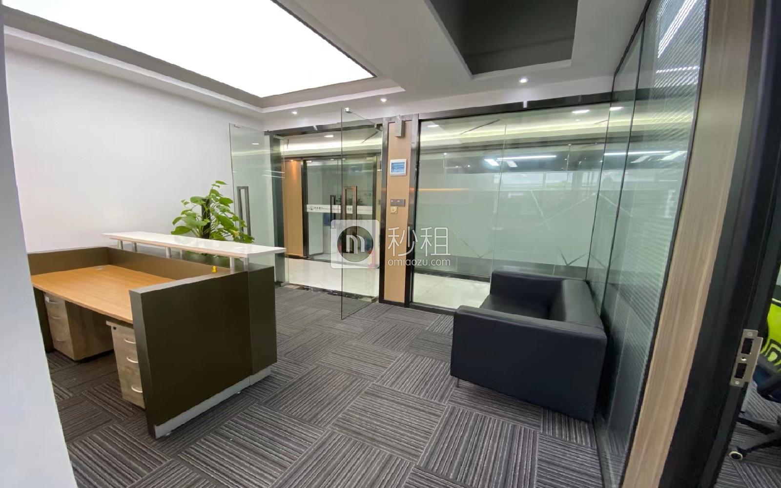 南山软件园写字楼出租160平米豪装办公室55元/m².月