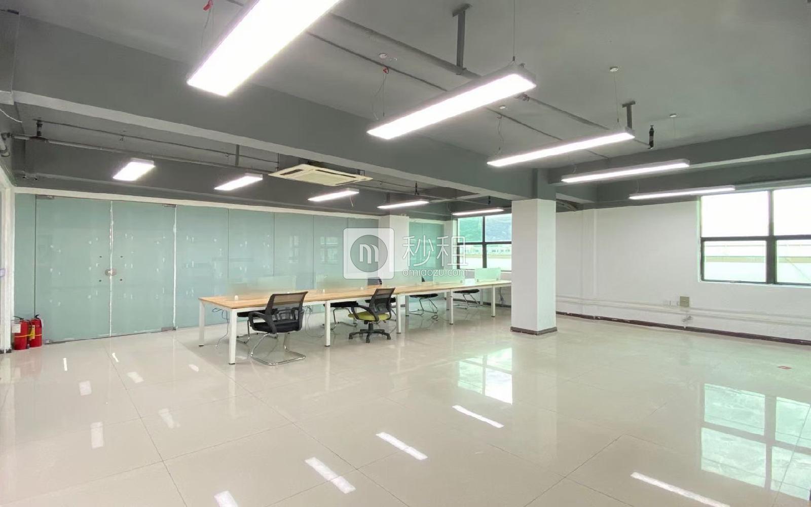南山云谷创新产业园（二期）写字楼出租315平米精装办公室49元/m².月