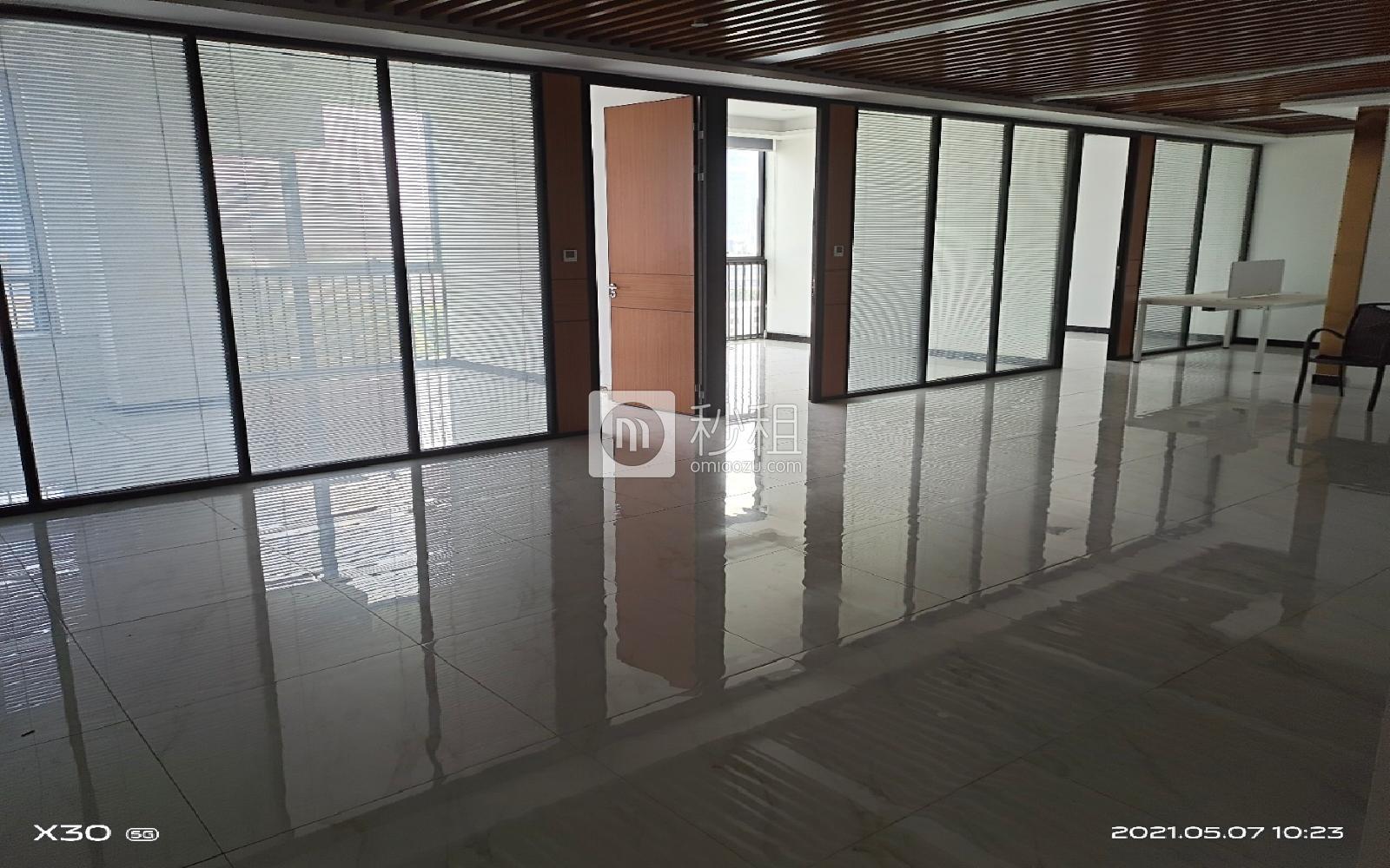源政创业大厦写字楼出租173平米精装办公室110元/m².月