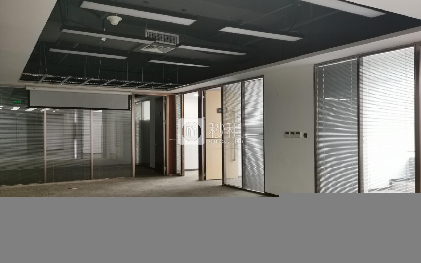 盈峰中心（原易思博软件大厦）写字楼出租255平米豪装办公室150元/m².月