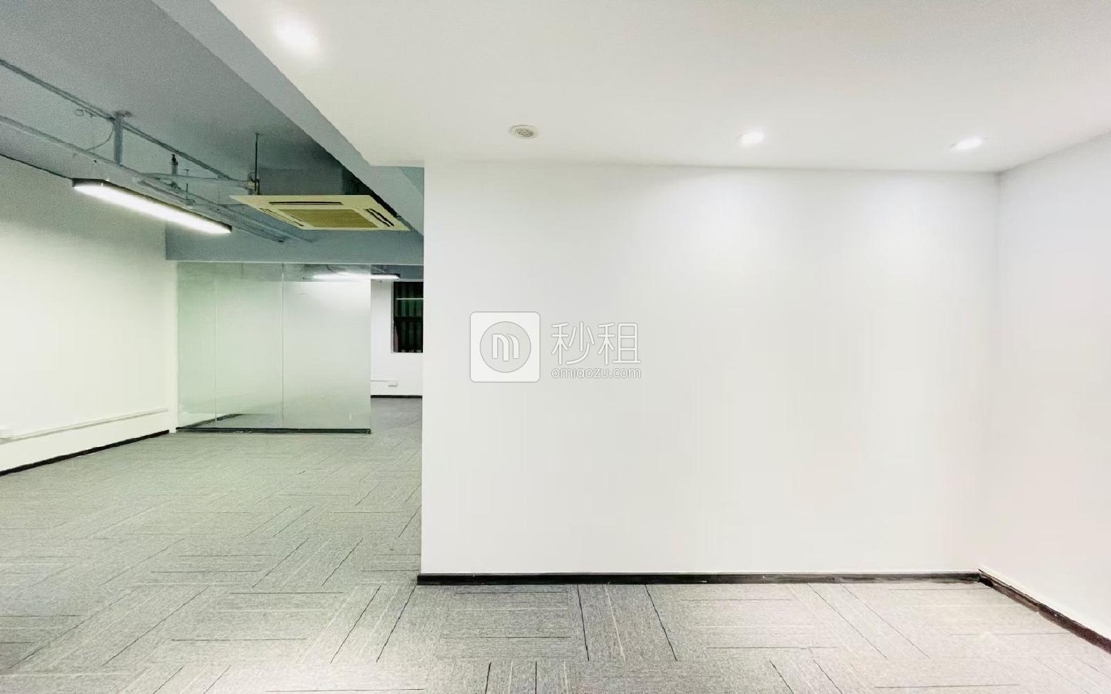 南山云谷创新产业园（二期）写字楼出租132平米精装办公室60元/m².月