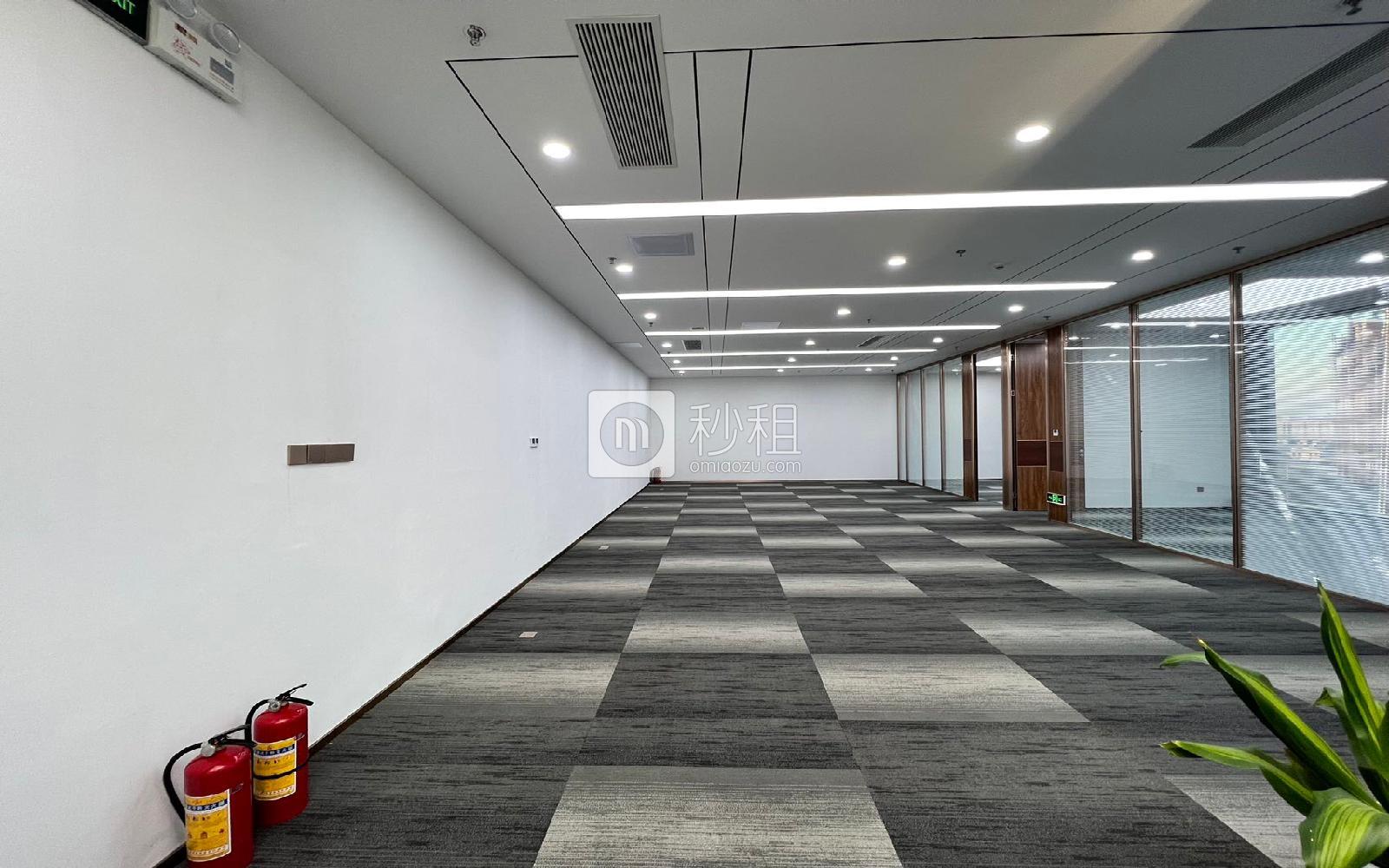 QFC恒裕前海金融中心写字楼出租409平米精装办公室98元/m².月