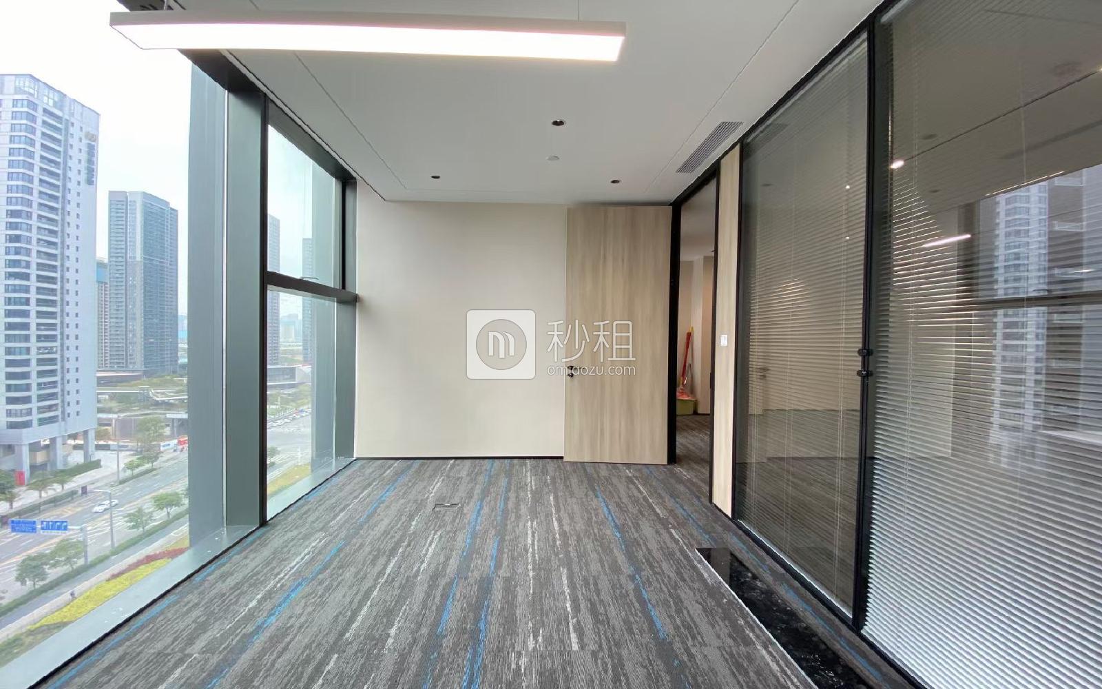 香缤金融中心写字楼出租169平米豪装办公室100元/m².月