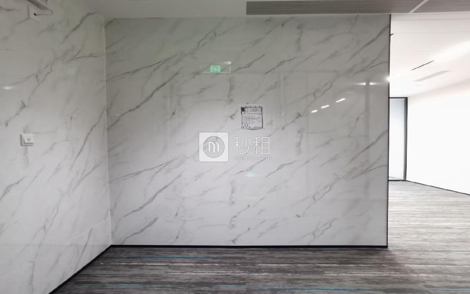 香缤金融中心写字楼出租105平米豪装办公室100元/m².月