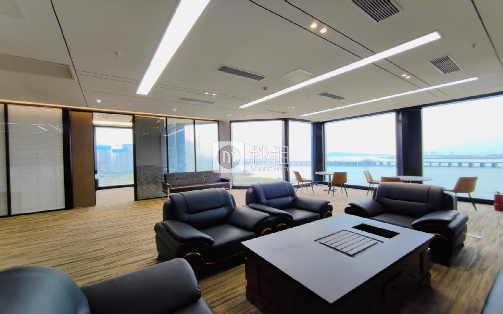 QFC恒裕前海金融中心写字楼出租368平米精装办公室150元/m².月
