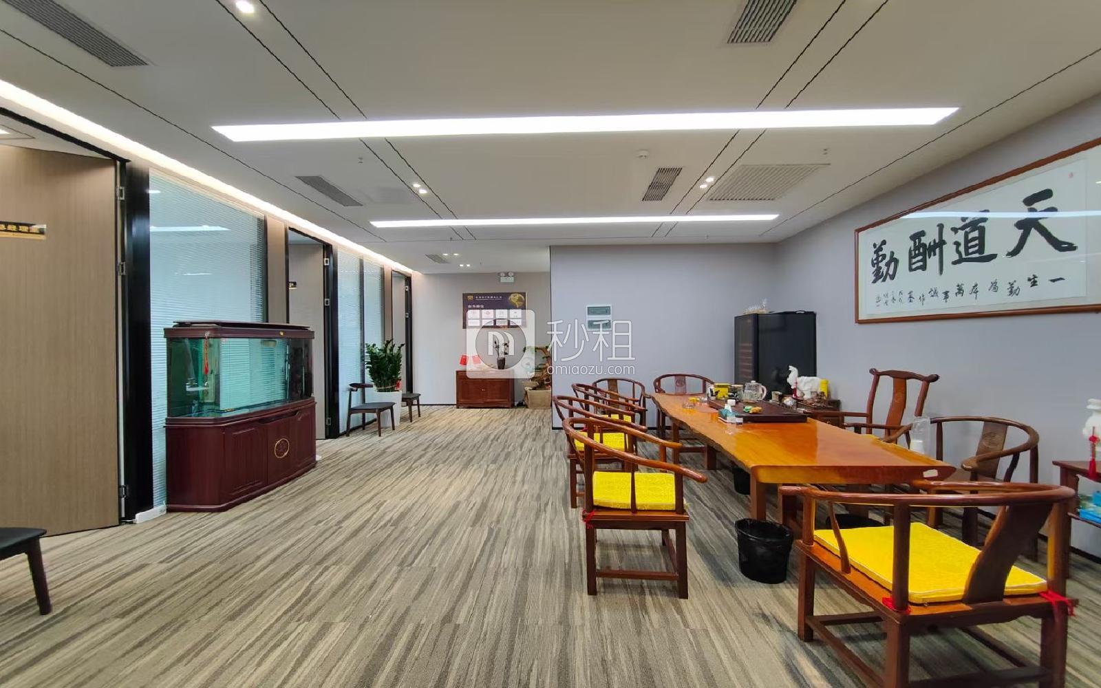 QFC恒裕前海金融中心写字楼出租169平米精装办公室150元/m².月