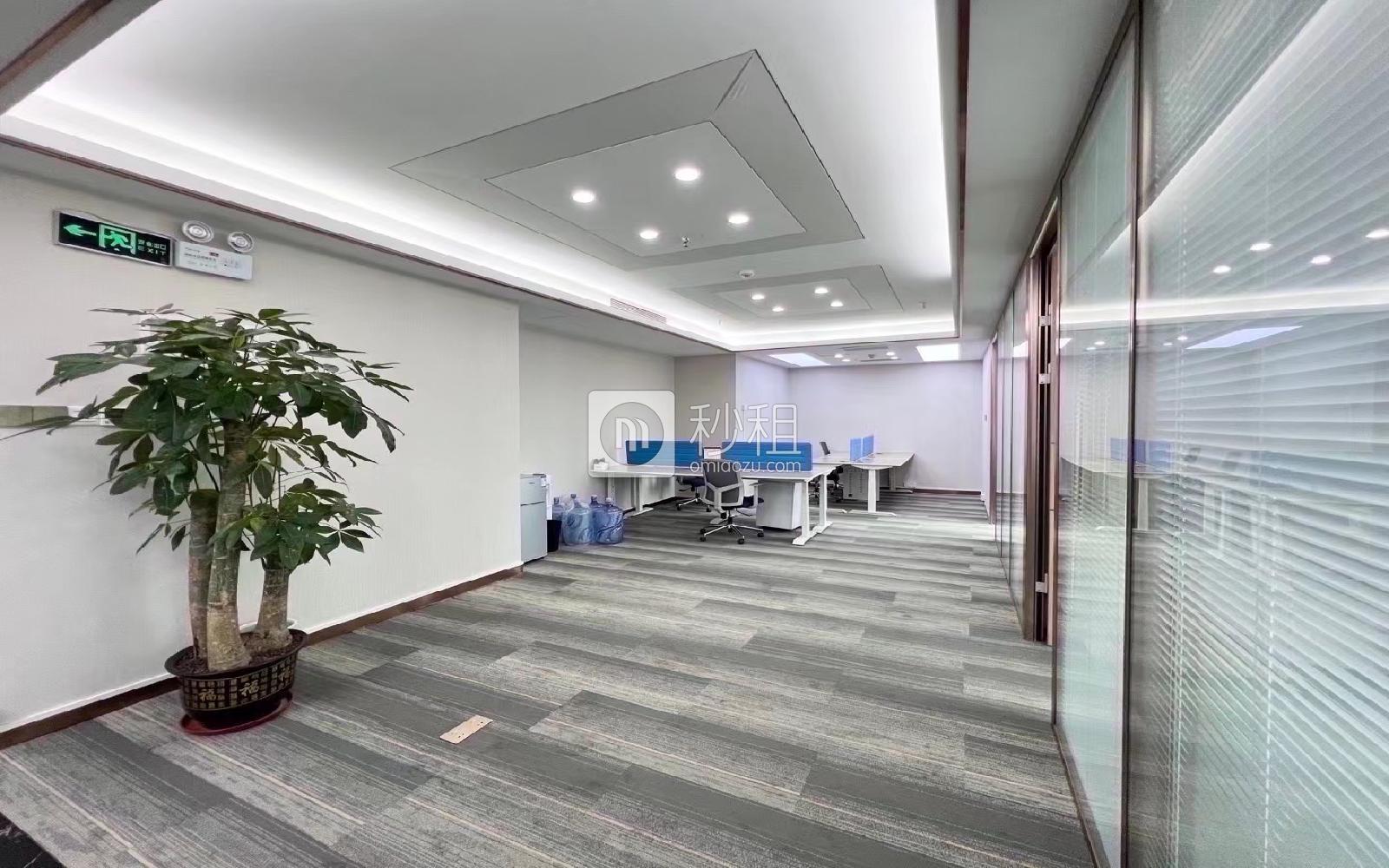 卓越世纪中心写字楼出租228平米豪装办公室138元/m².月