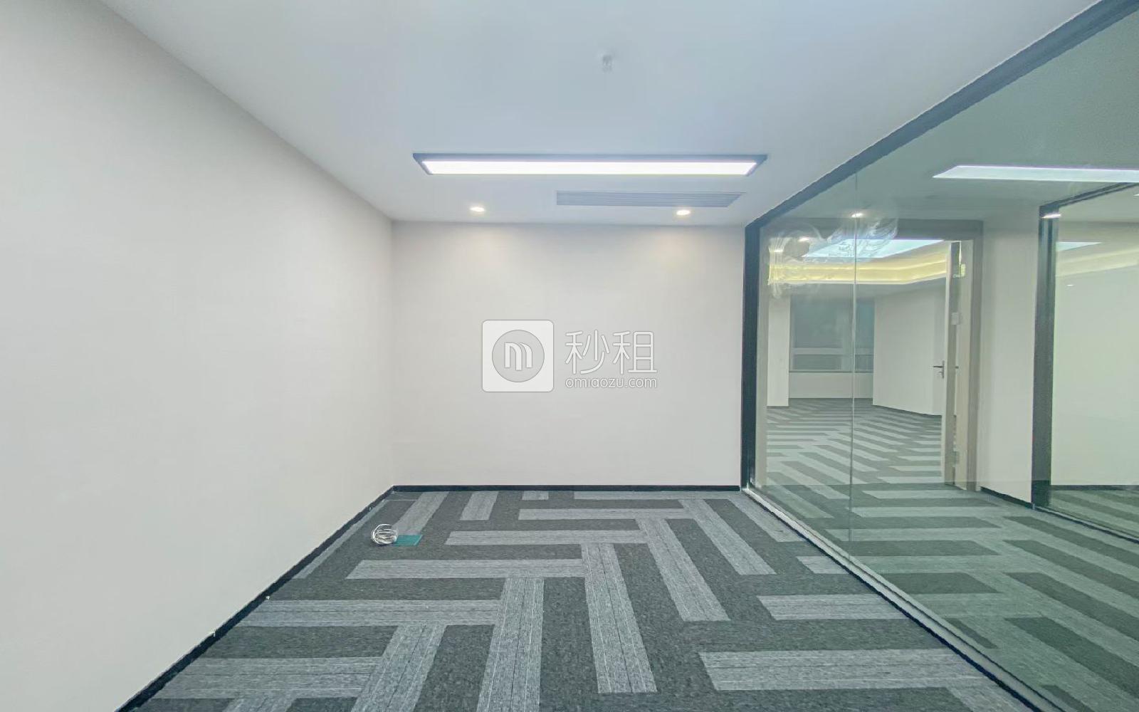 联合广场写字楼出租398平米豪装办公室88元/m².月