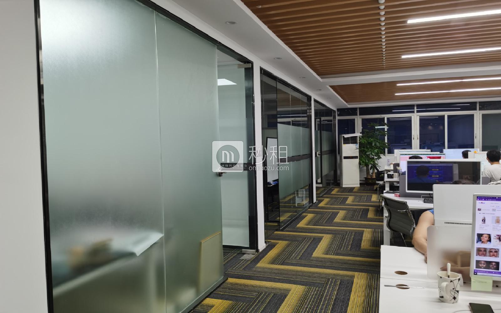 蚂蚁邦创业加速中心写字楼出租292平米精装办公室69元/m².月