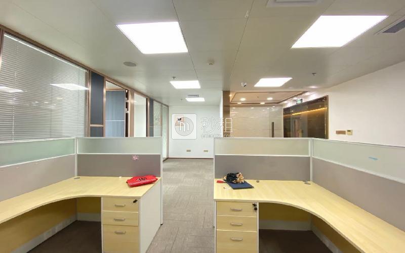 香江金融中心写字楼出租584平米豪装办公室110元/m².月
