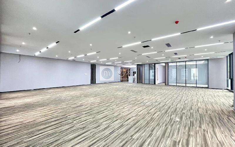 香江金融中心写字楼出租641平米豪装办公室110元/m².月