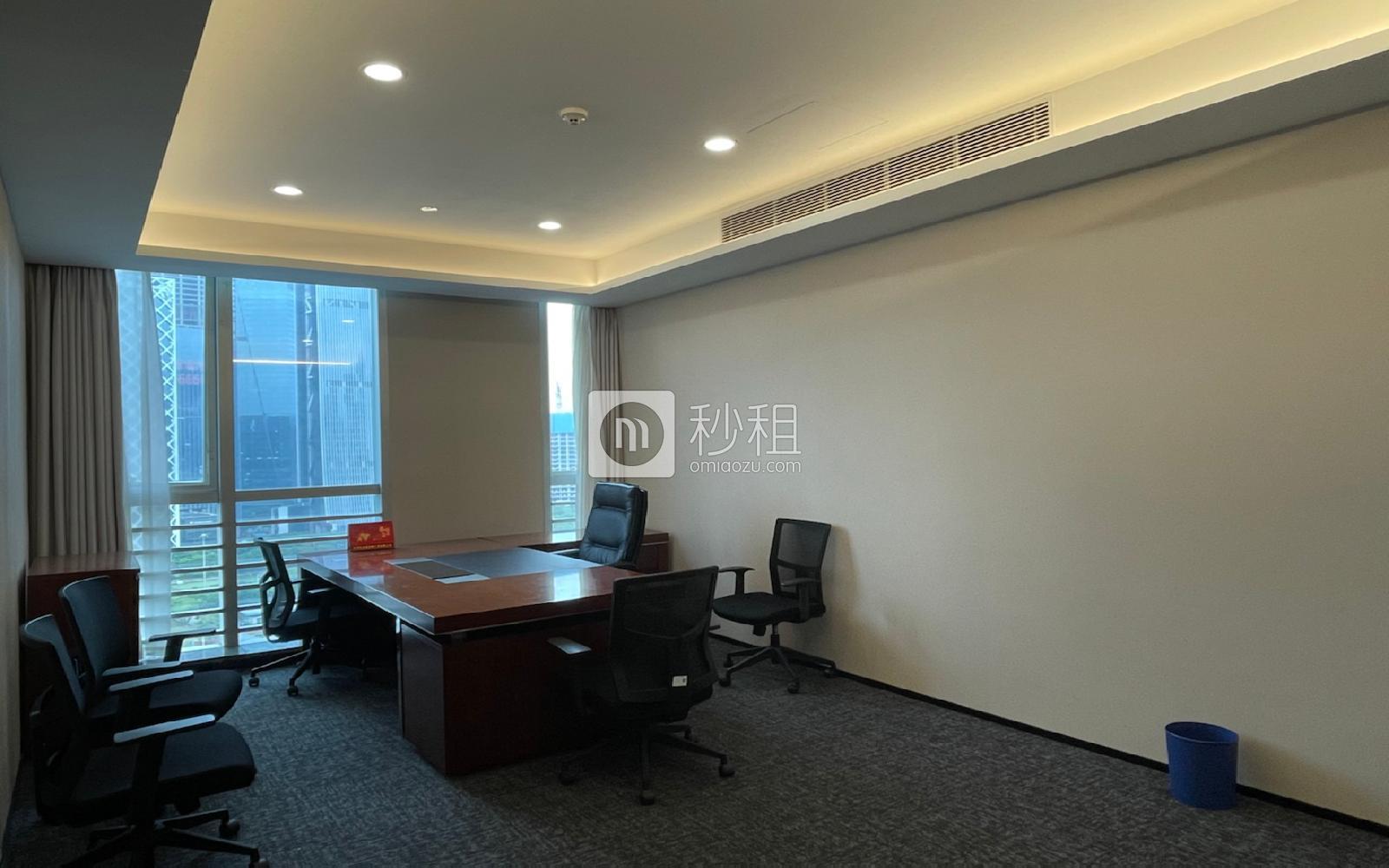龙光世纪大厦写字楼出租1542.96平米精装办公室168元/m².月