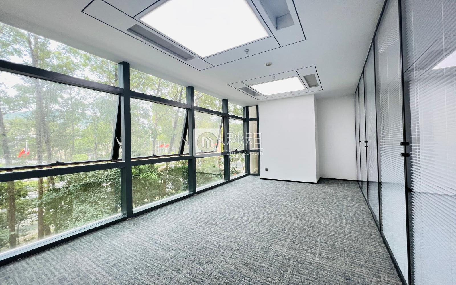 绿景广场写字楼出租508平米豪装办公室48元/m².月