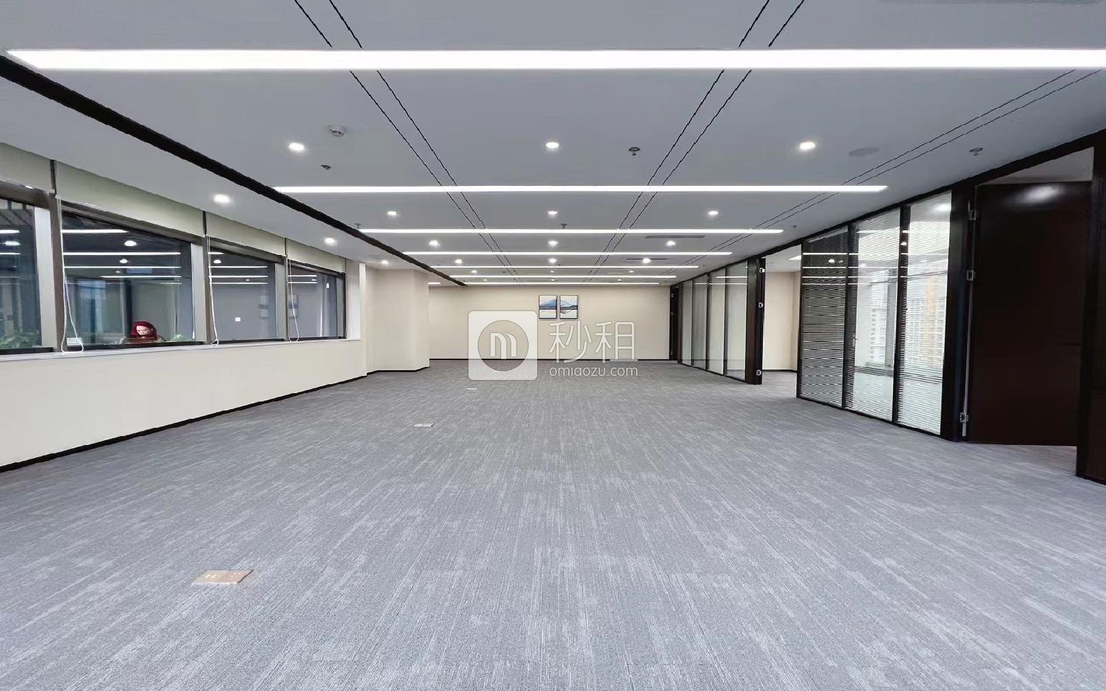 长虹科技大厦写字楼出租425平米豪装办公室70元/m².月