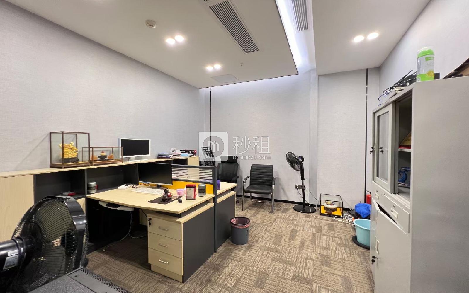 QFC恒裕前海金融中心写字楼出租335平米精装办公室125元/m².月
