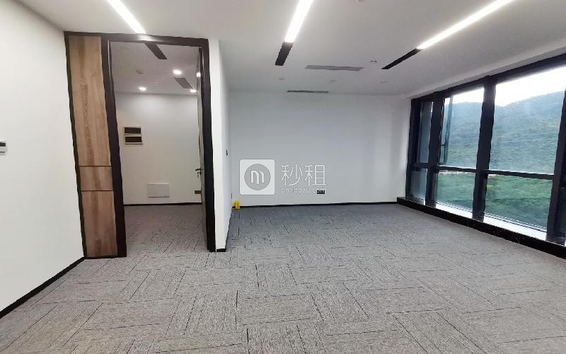 京基御景峯写字楼出租102平米精装办公室80元/m².月