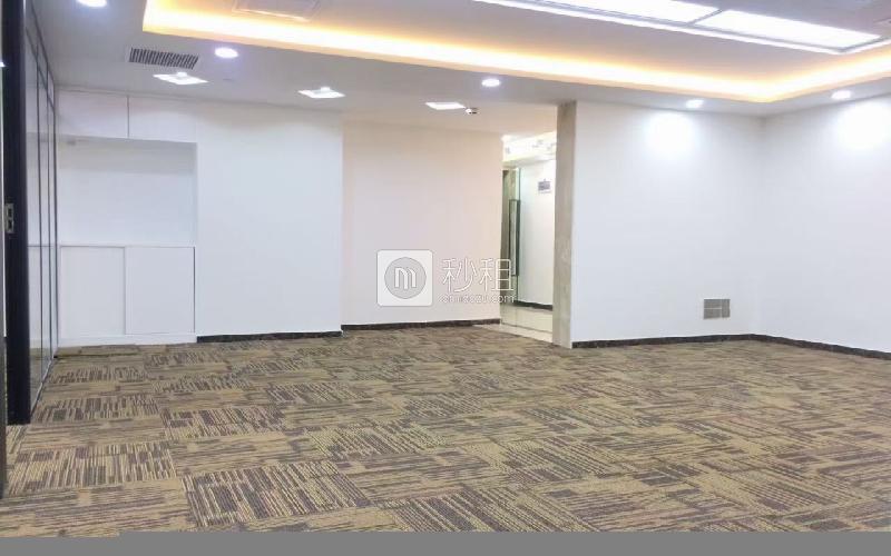 前海鴻榮源中心寫字樓出租648平米豪裝辦公室150元/m2.月