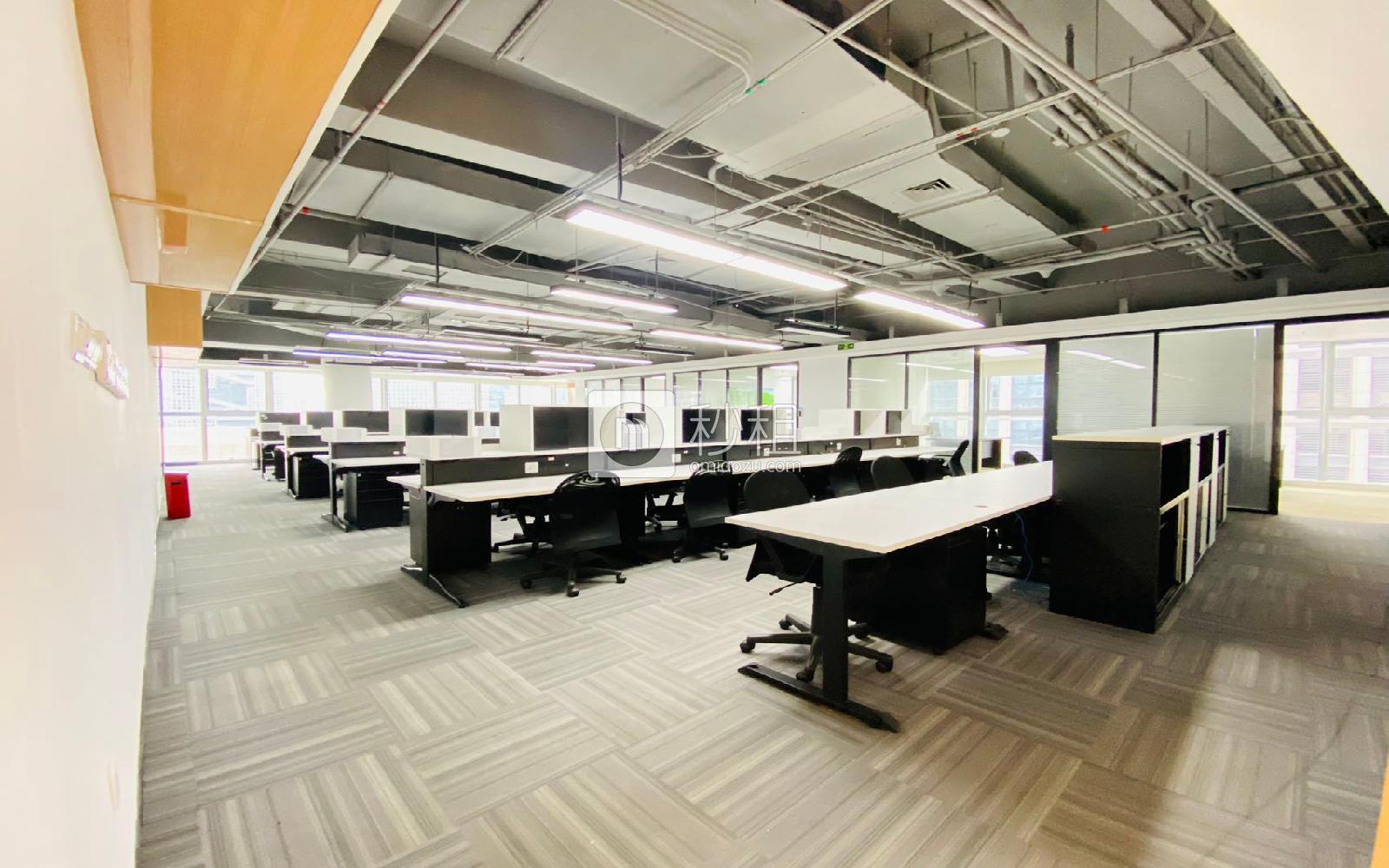 微软科通大厦写字楼出租493平米豪装办公室130元/m².月