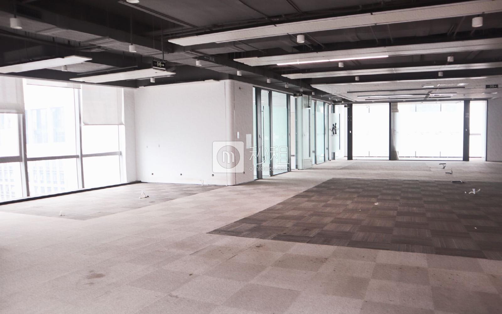 彩讯科技大厦写字楼出租1801平米精装办公室135元/m².月
