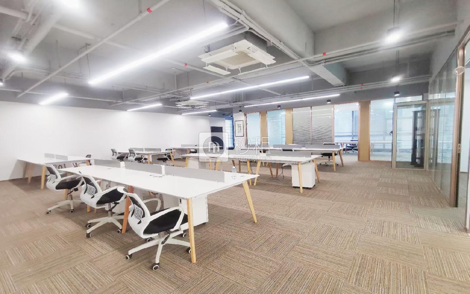 粵美特大廈寫字樓出租330平米精裝辦公室135元/m2.月