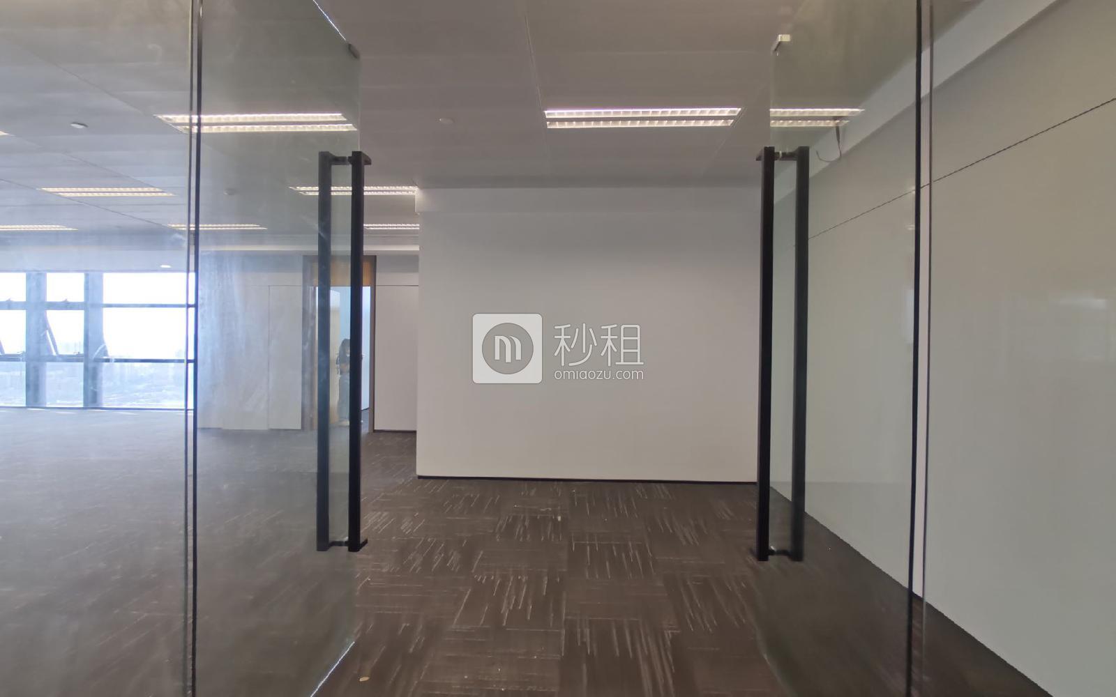 恒大天璟双子湾写字楼出租609平米精装办公室125元/m².月