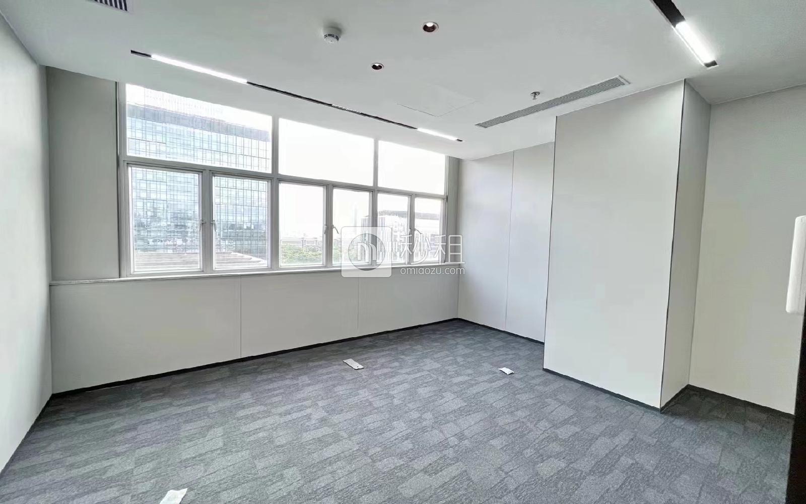 長園新材料港寫字樓出租275平米精裝辦公室75元/m2.月