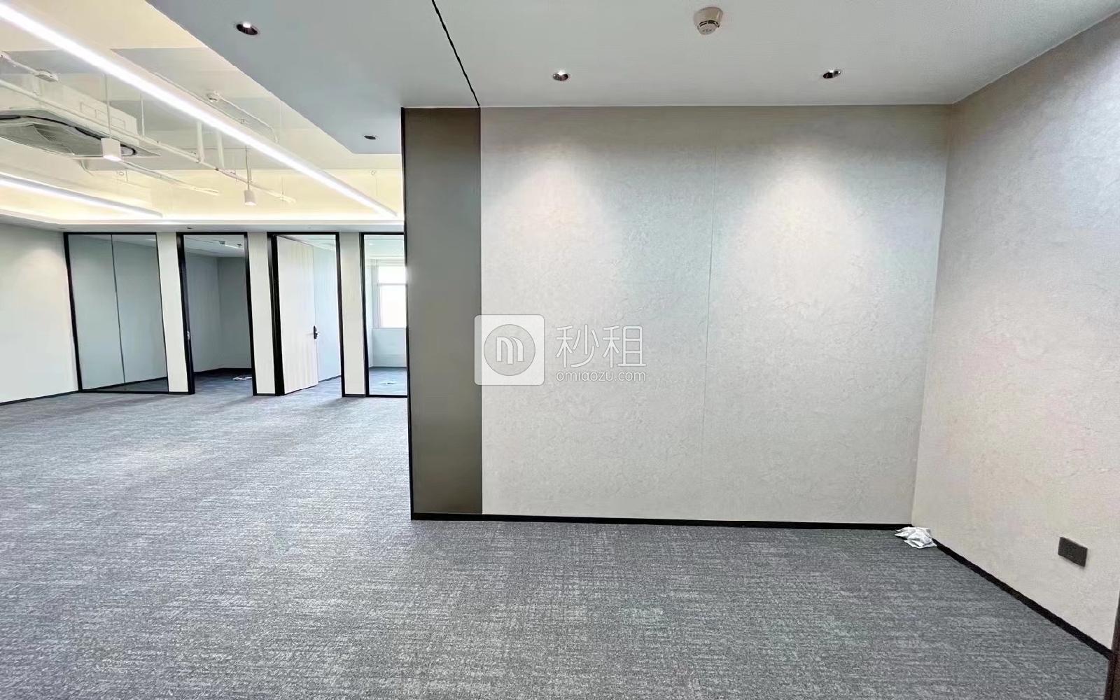 長園新材料港寫字樓出租176平米精裝辦公室88元/m2.月