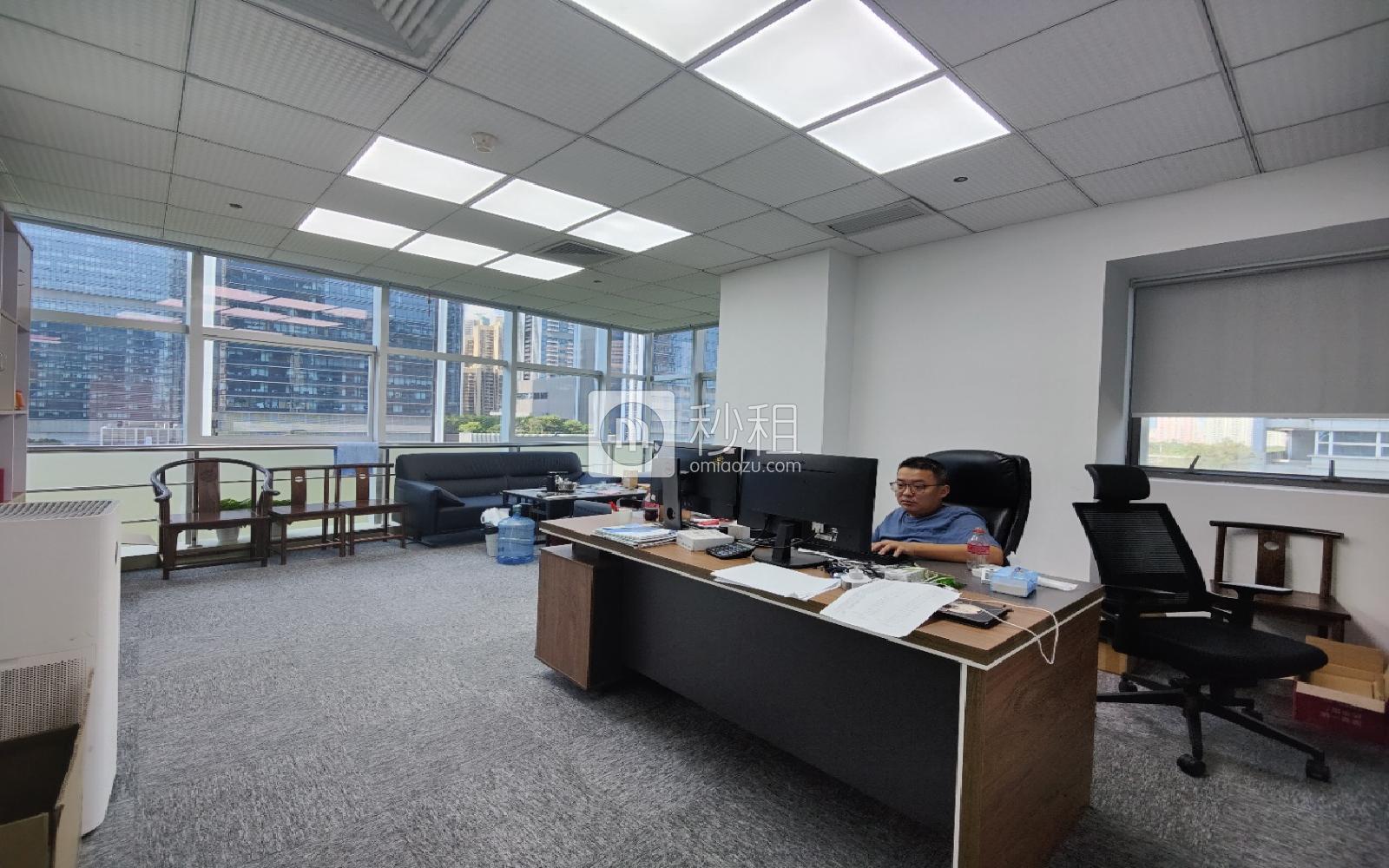 德赛科技大厦写字楼出租612平米精装办公室130元/m².月
