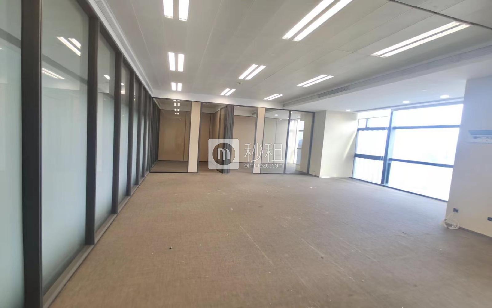 恒大天璟双子湾写字楼出租241平米精装办公室115元/m².月