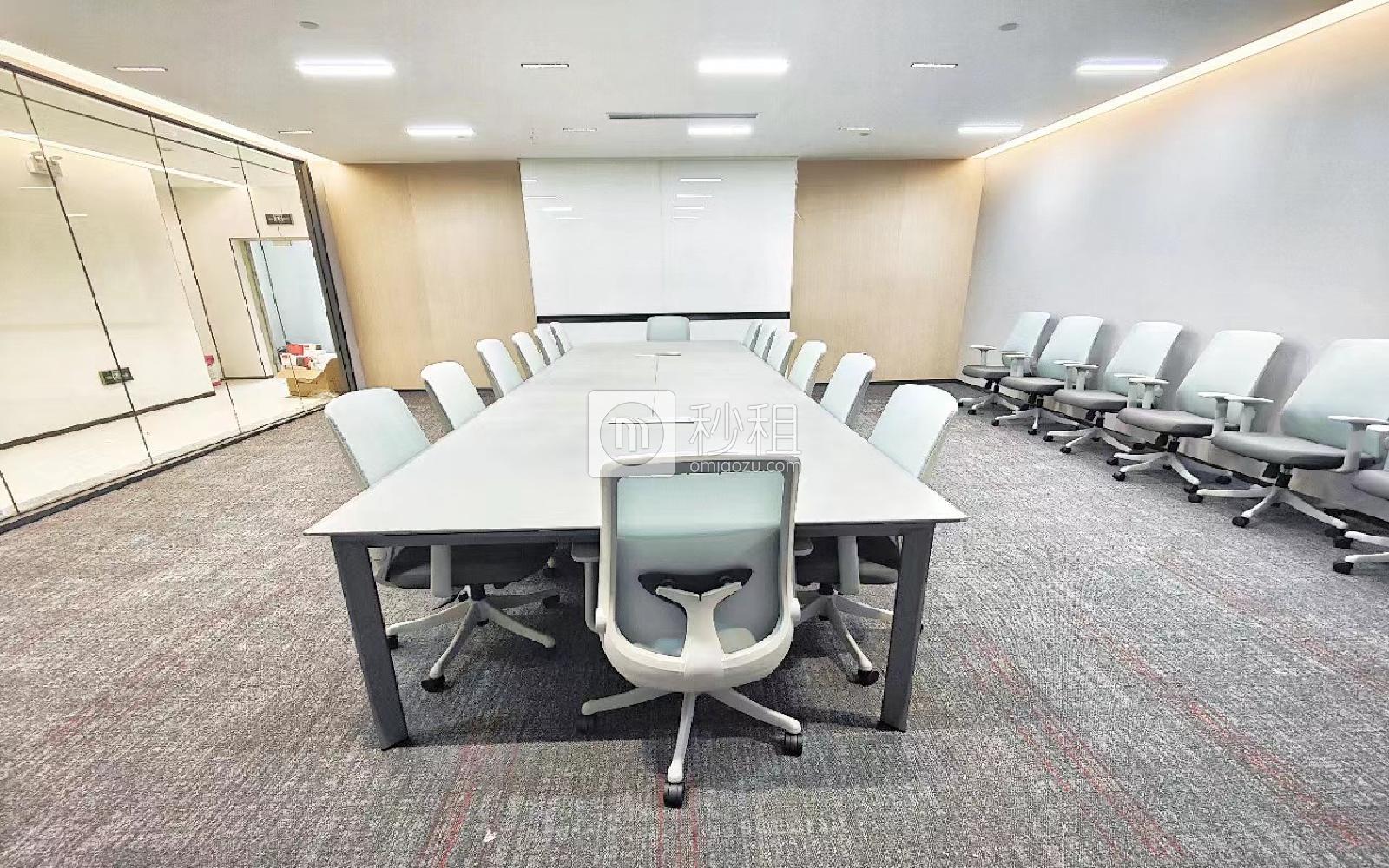 长园新材料港写字楼出租210平米精装办公室68元/m².月